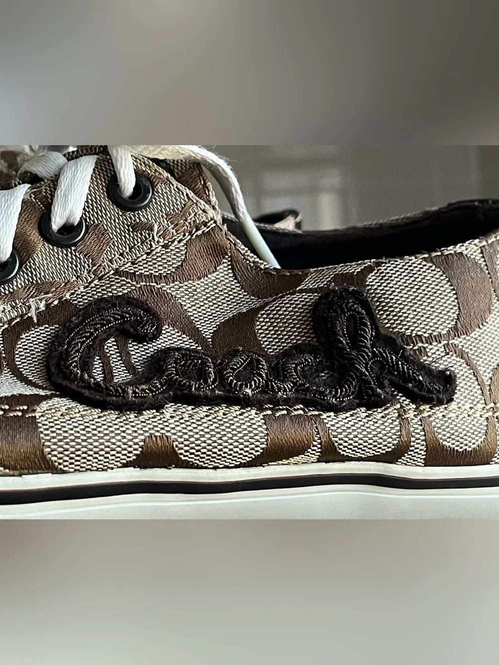 Coach 9B vintage brown signature sneakers